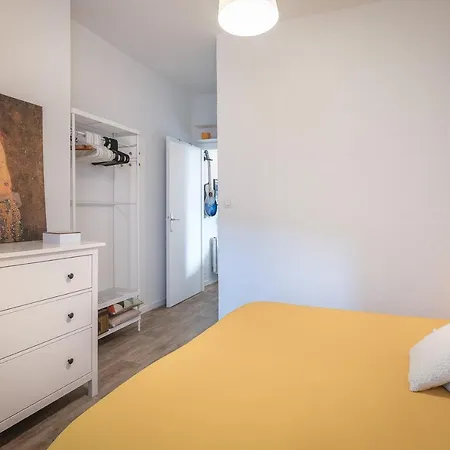 Superbe F1 Avec Terrasse Et Parking Privé Appartement *